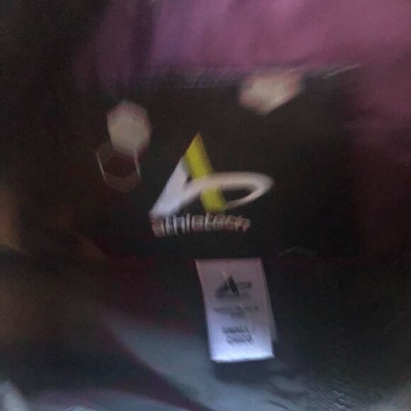 ATHLETECH PUFFER Vest, Cranberry S - Picture 3 of 5